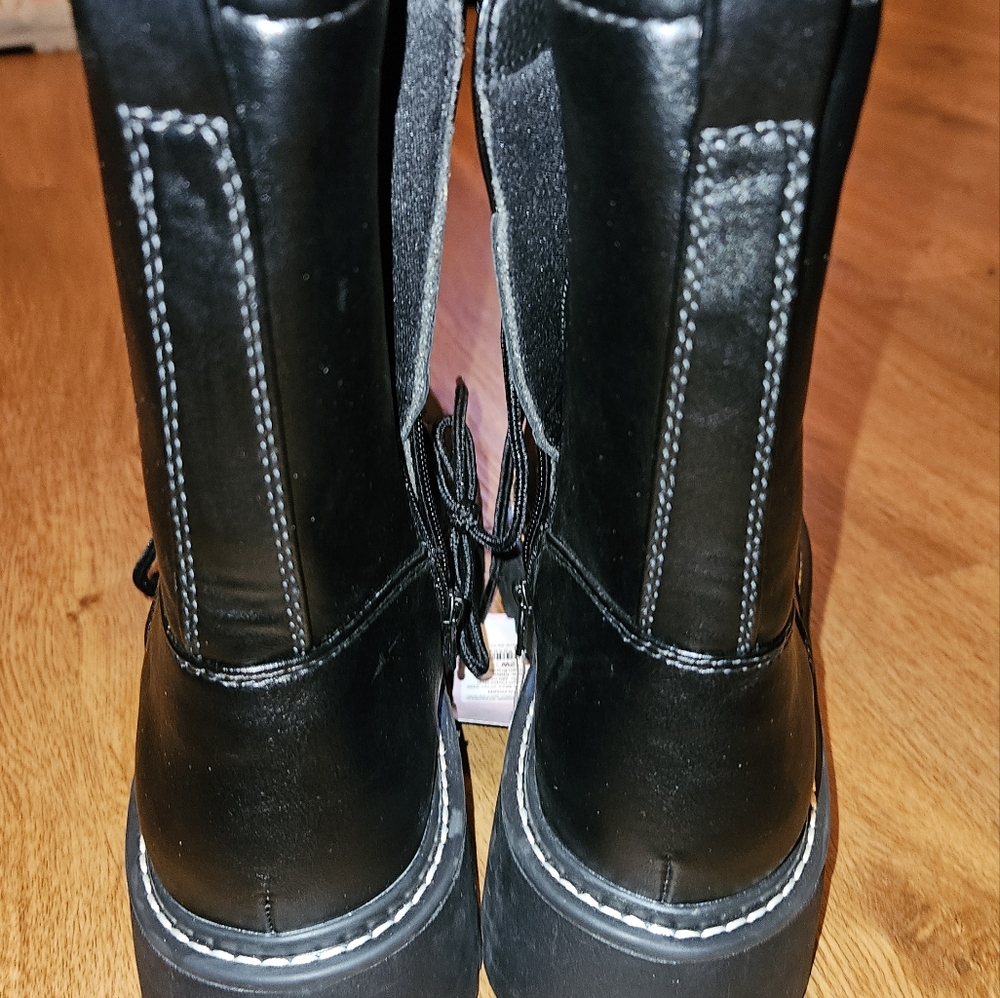 Wild Fable Black Women's Logan Lug Combat Boots w Memory Foam Insole size 12 W - Picture 6 of 10